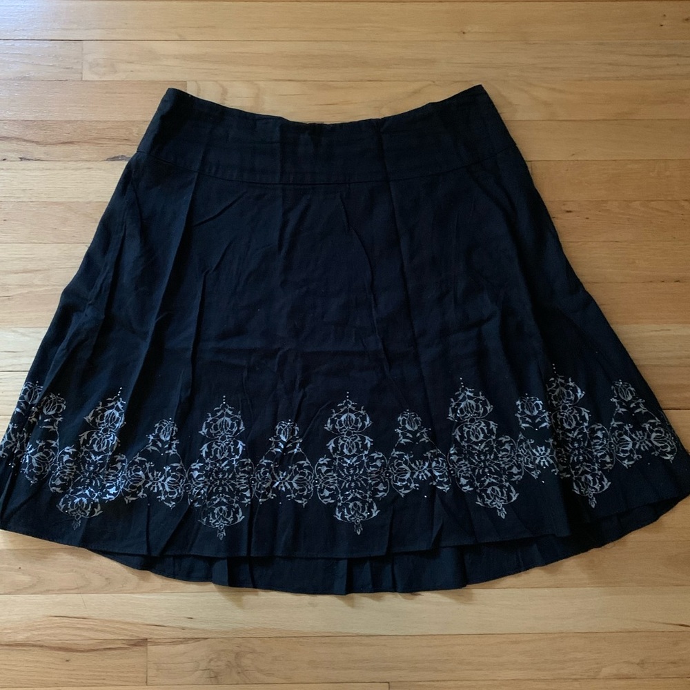 New York & Compnay Black Skirt with Silver Accent - Size 14 - Picture 5 of 7